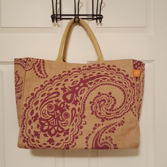 Other - Big straw duffel bag paisley